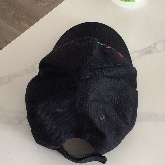 Like new Versace baseball hat - Picture 5 of 6